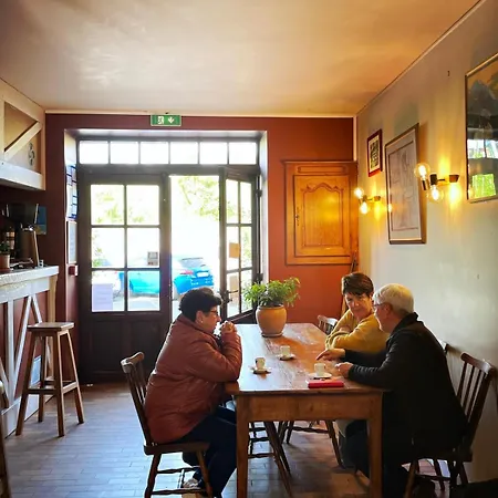 Des Remparts Hotel 2*