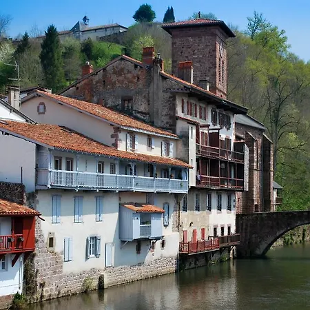 Hotel Des Remparts 2*
