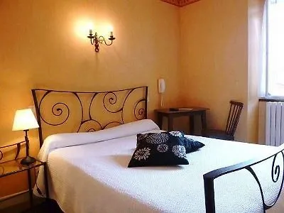 فندق Des Remparts